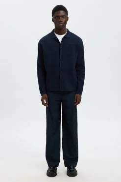 Selected Camisolas-Casaco casaco de malha de algodão orgânico com bolsos. Azul