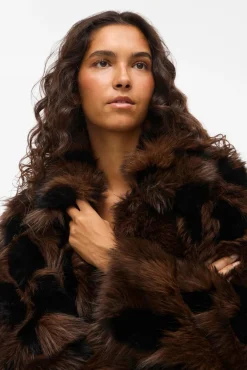 Vila Sobretudos|Casacos-Casaco de pele sobretudo com lapelas Castanho