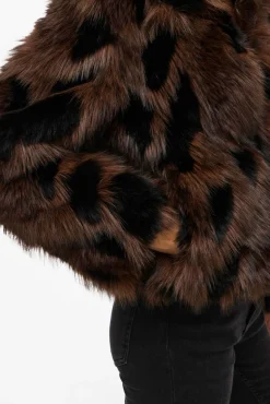 Vila Sobretudos|Casacos-Casaco de pele sobretudo com lapelas Castanho