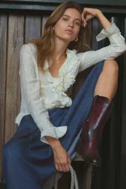 Hoss Intropia Blusas-Cira. Blusa com folhos Ecru