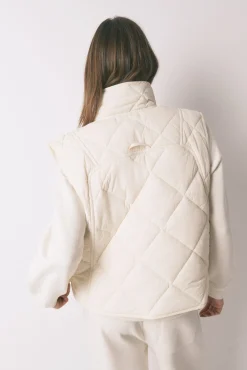 Women'secret Roupões-Colete acolchoado branco bege