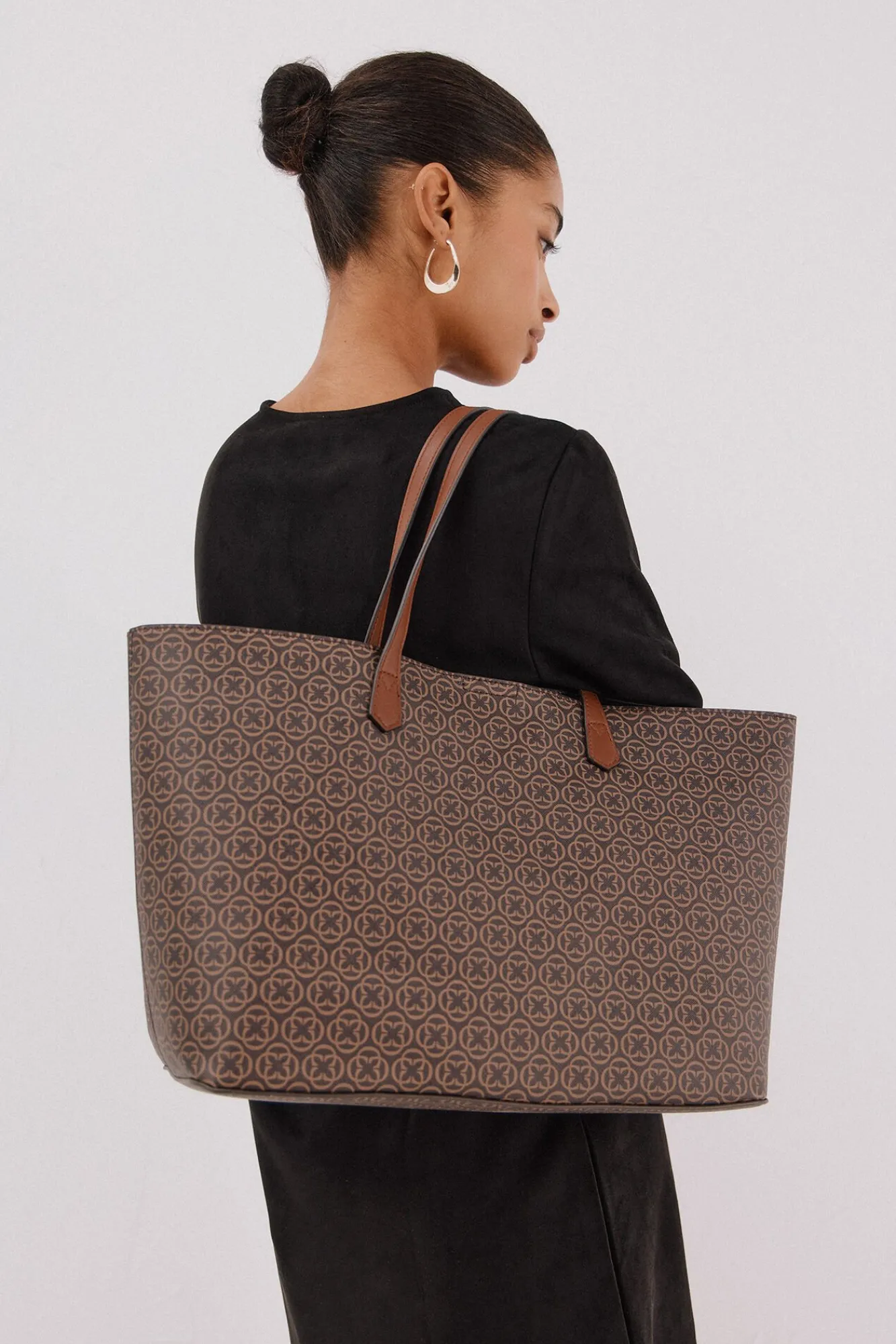 Cortefiel Malas-Comprador de monograma Castanho