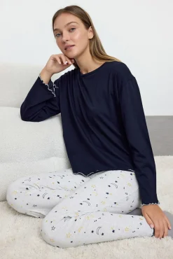 Trendyol Pijamas-Conjunto de pijama marinho com estampado galáctica azul