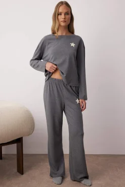Trendyol Pijamas-Conjunto de pijama com estrelas bordadas em antracite cinzento