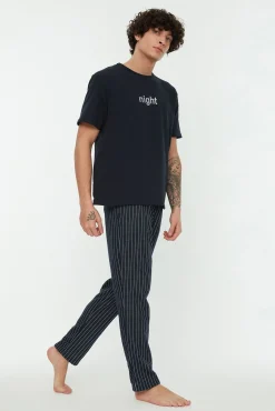 Trendyol Pijamas-Conjunto de pijama estampado regular fit em cinza azul