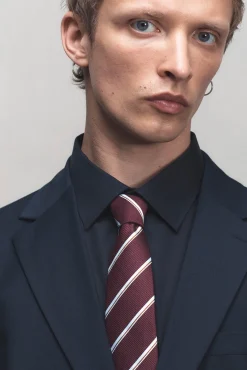 Selected Gravatas-Corbata de rallas confeccionada con materiales reciclados. Granada