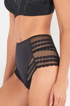 Gisela Roupa Interior-Cueca de renda alta preto