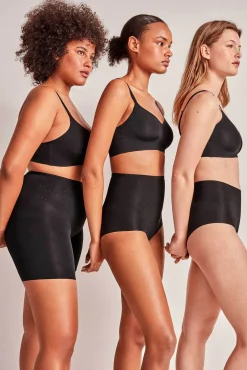 Gisela Roupa Interior-Cueca redutora cintura alta preto