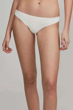 Gisela Roupa Interior-Cuequinha brasileira cortada a laser bege