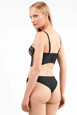 Gisela Roupa Interior-Cuequinha brasileira de renda bordada preto