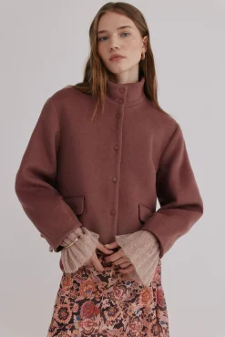 Hoss Intropia Casacos-Federica. Sobretudo curto Subiu