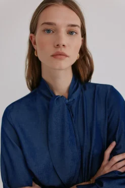 Hoss Intropia Blusas-Graciela. Blusa com detalhe de nó Azul