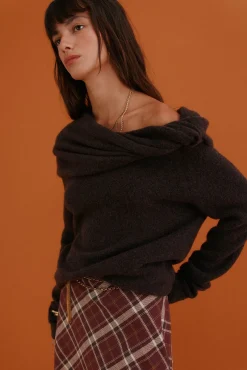 Hoss Intropia Camisolas-Idalia. Camisola com decote assimétrico Castanho