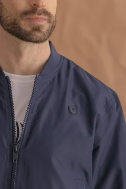 Celopman Casacos-Jaqueta corta-vento leve azul