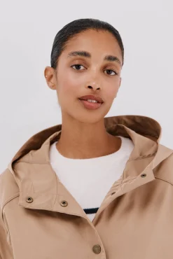 Cortefiel Sobretudos|Casacos-Jaqueta curta com botões de pressão Tostado