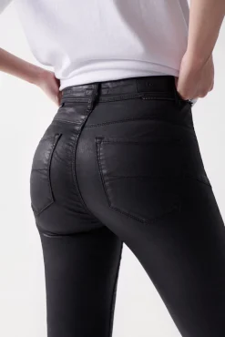 Salsa Jeans Jeans|Calças-Jeans faith push in cropped com efeito coating Preto