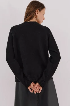 Cortefiel Camisolas-Jersey delantero lentejuelas. Preto