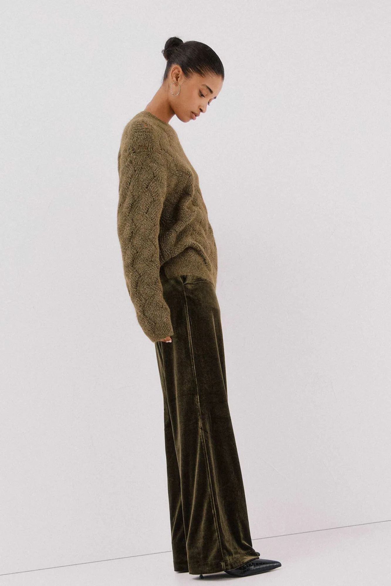 Cortefiel Camisolas-Jersey delantero lentejuelas. Verde