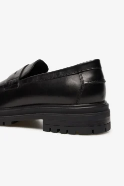 Cortefiel Sapato Social-Mocassim Preto