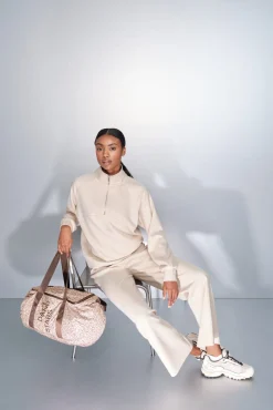 Dash and Stars Sweatshirts-Moletom sweatshirt com gola cru