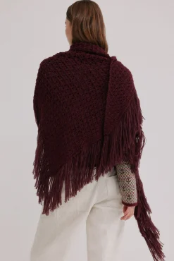 Hoss Intropia Sobretudos-Neves. Xale com franjas vazadas Granada
