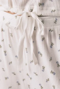 Women'secret Pijamas-Pijama comprido canelado Mafalda branco bege