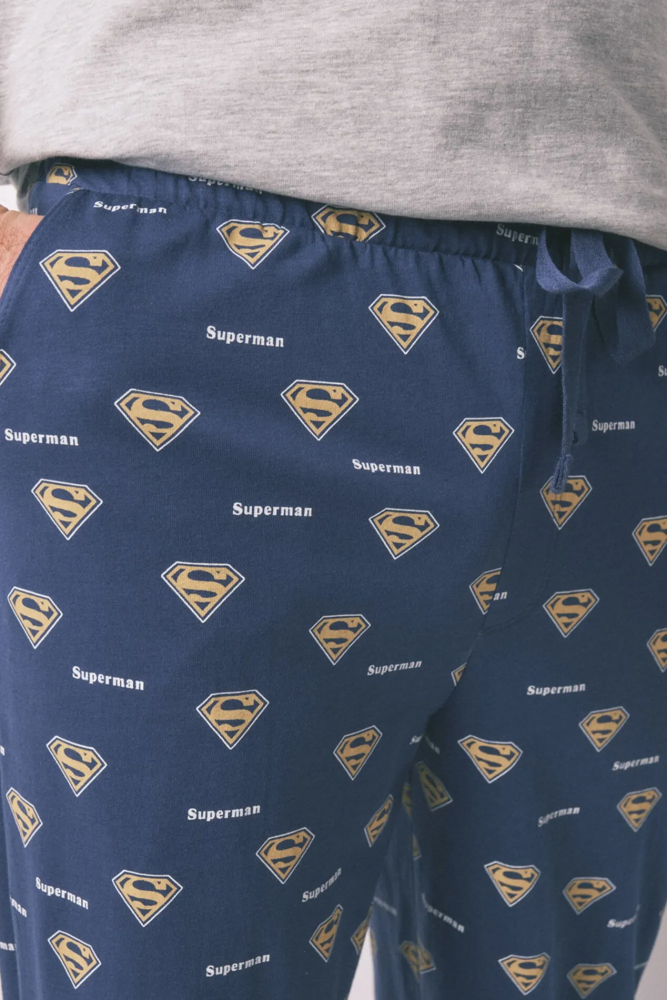 Women'secret Pijamas-Pijama comprido Superman cinza 100% algodão cinzento