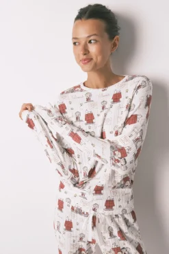 Women'secret Pijamas-Pijama longo em canelada extrassuave branco do Snoopy bege