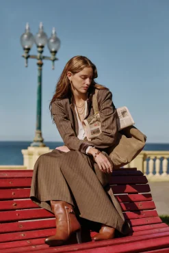 Hoss Intropia Saias-Reis. Saia plissada Castanho