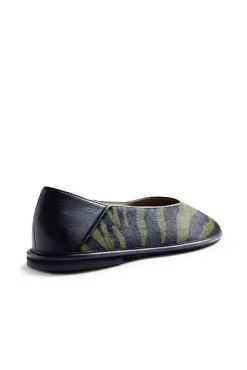 Gioseppo Sabrinas|Calçado De Couro-Sabrinas de couro por Melyssa Pinto Impress&atilde;o