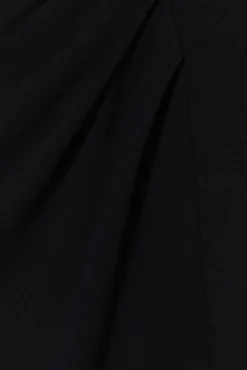 System Action Saias-Saia longa evasê preto