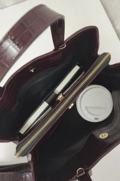 The Code Malas-Shopper Patrícia Borgonha Granada