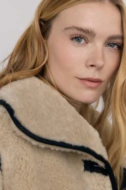 Pedro del Hierro Casacos-Sobretudo reversível com efeito de pele Ecru