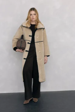 Pedro del Hierro Casacos-Sobretudo reversível com efeito de pele Ecru