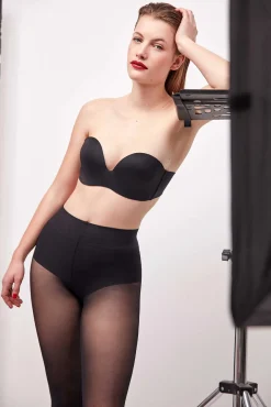 Gisela Roupa Interior-Soutien com decote extremo removível preto