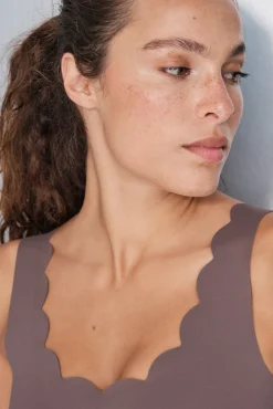 Dash and Stars Roupa Interior-Soutien desportivo COMPRESSIVE marrom cru