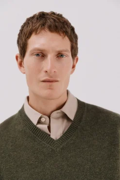 Cortefiel Camisolas-Suéter de lã com bico redonda Verde