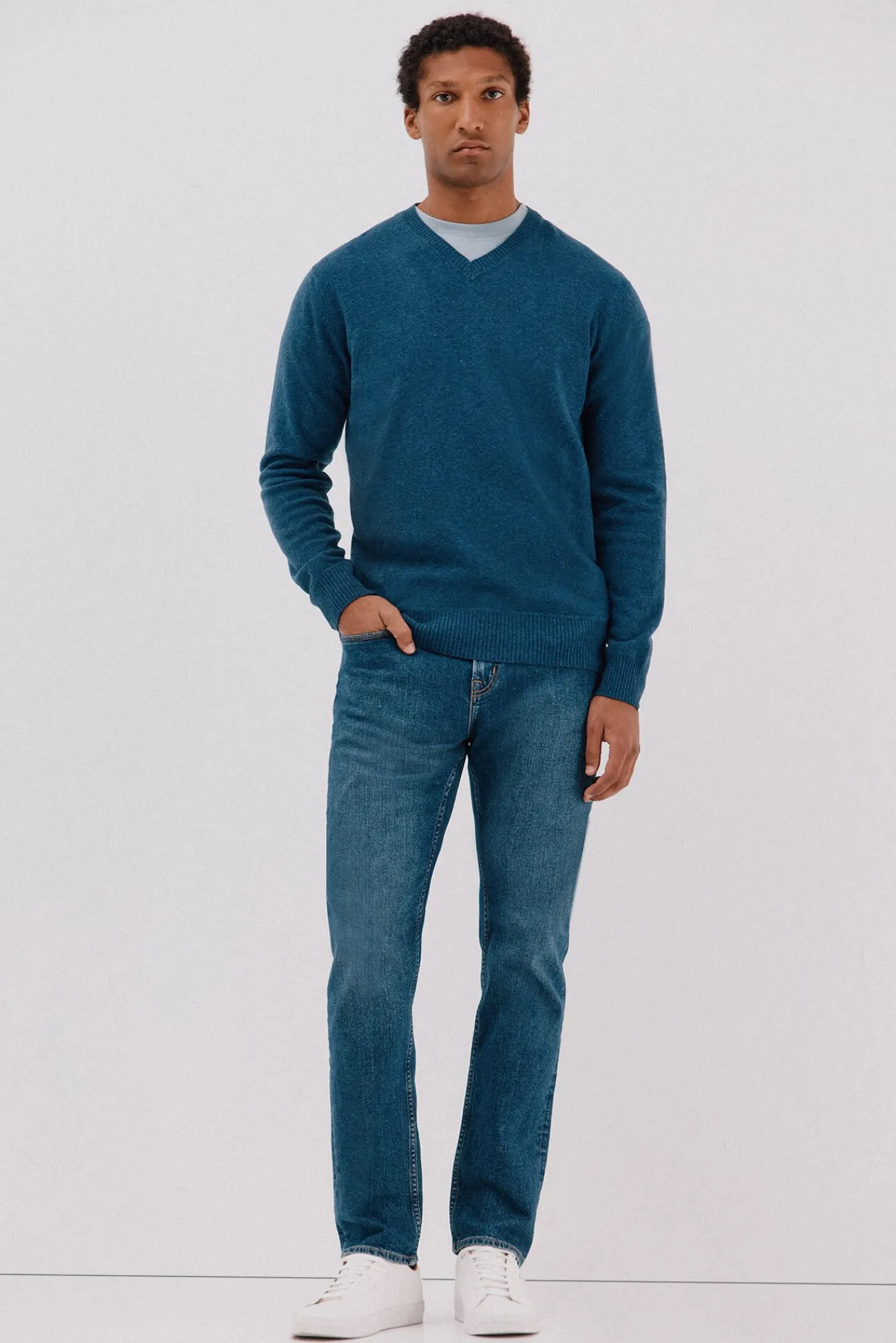 Cortefiel Camisolas-Suéter de lã com bico redonda Azul