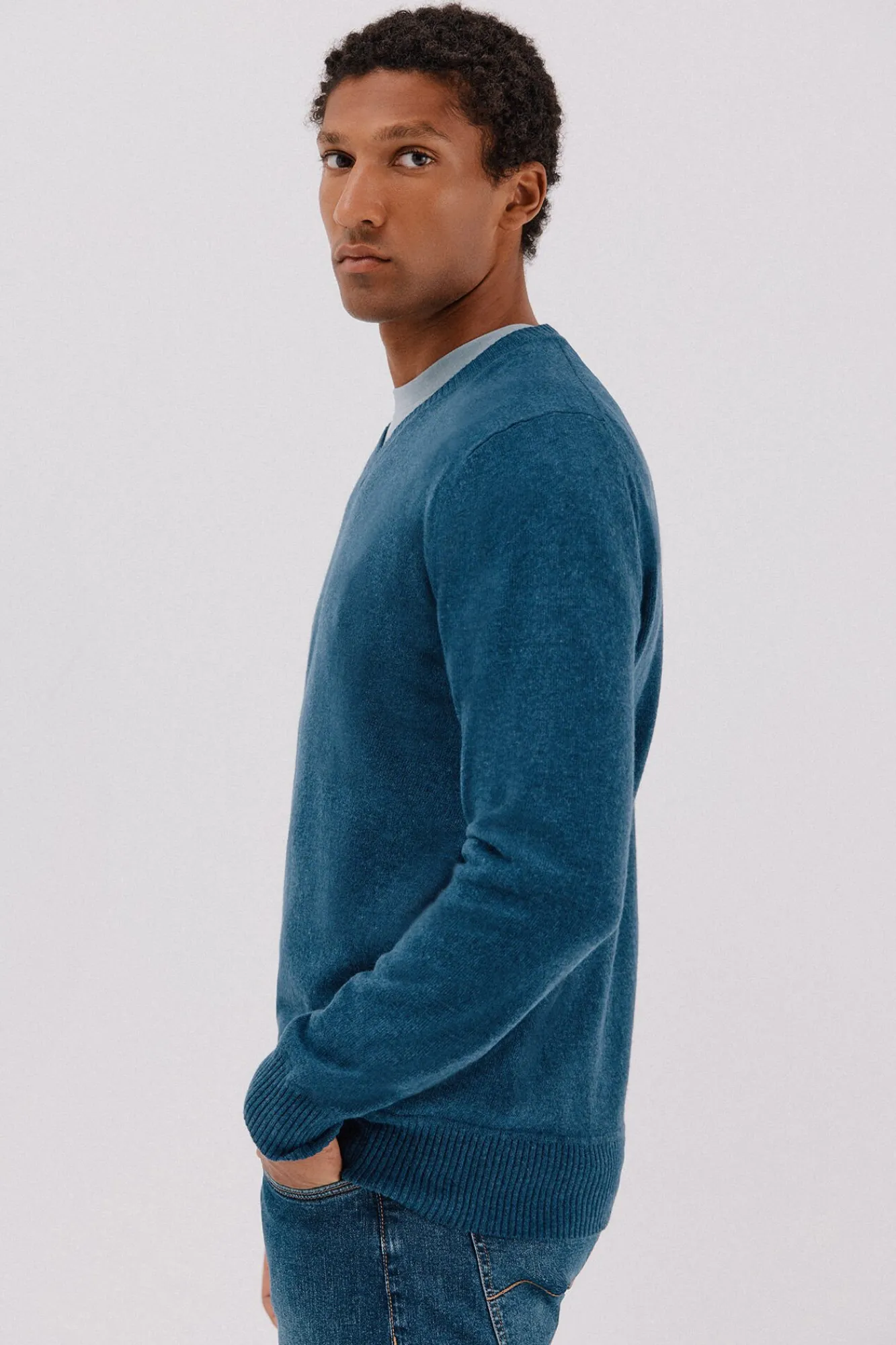 Cortefiel Camisolas-Suéter de lã com bico redonda Azul