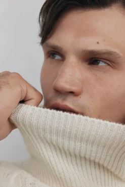 Pedro del Hierro Camisolas-Suéter de lã com gola alta Ecru