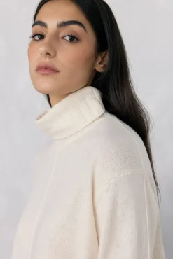 Pedro del Hierro Camisolas-Suéter de lã com gola e costura central Ecru