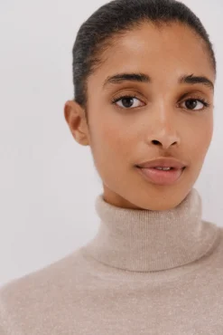 Cortefiel Camisolas-Suéter fino de lurex Tostado