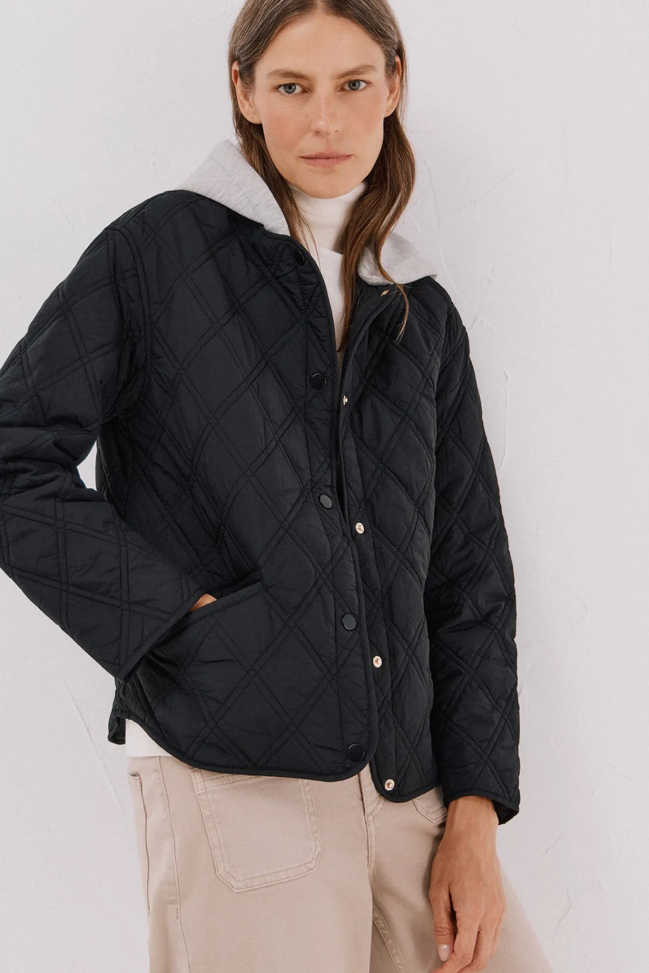 Cortefiel Casacos|Acolchoados E Agasalhos-sweatshirt curto com capuz Preto