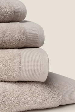 Textura Toalhas-Toalha lavatório friso algodão egípcio 50 x 90 cm. bege