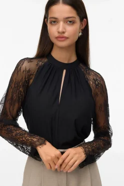 Vero Moda T-Shirts-Top de manga de renda Preto