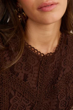 Polín Et Moi T-Shirts-Top de renda Alda Castanho