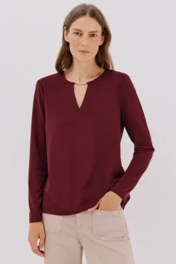 Cortefiel T-Shirts-Top peça dourada com decote Granada