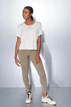 Dash and Stars T-Shirts-T-shirt branca de manga curta e larga beige