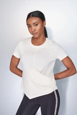 Dash and Stars T-Shirts-T-shirt branca drapeada de manga curta beige