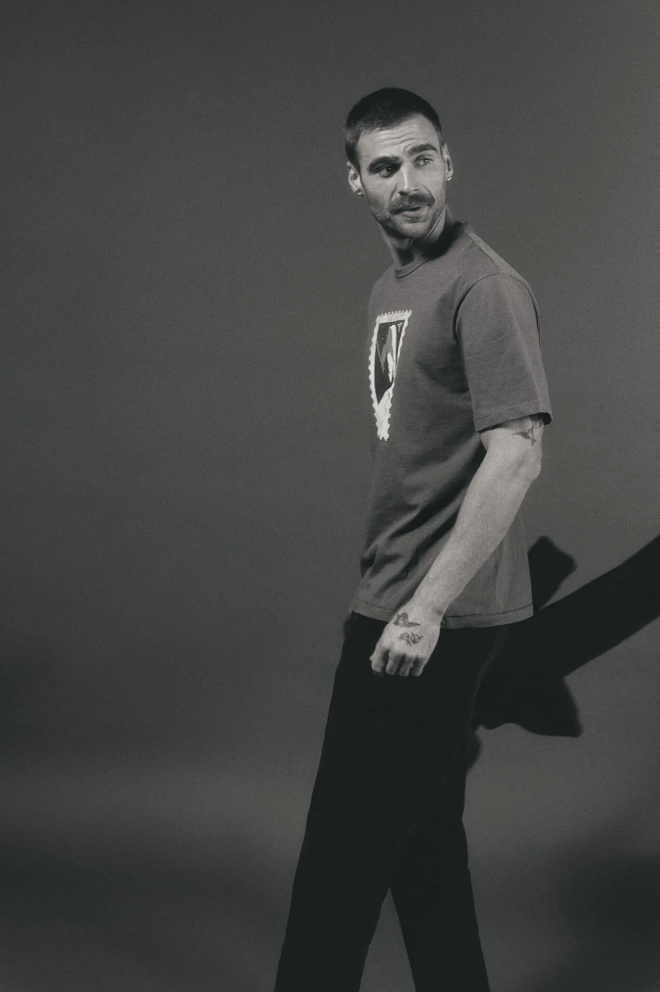 OOTO T-Shirts-T-shirt gráfica lavada Azul